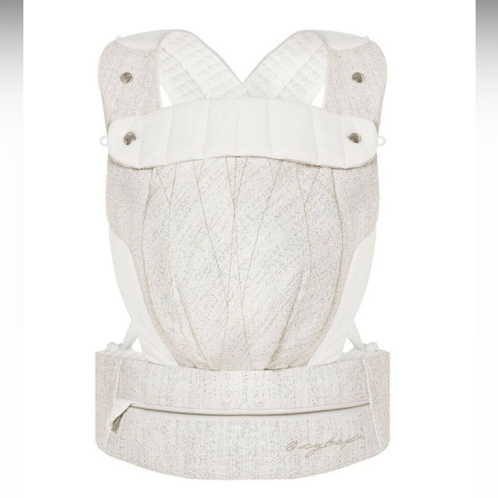 Cybex Coya Carrier Bouclé Cream White